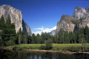 640px-Yosemite_National_Park